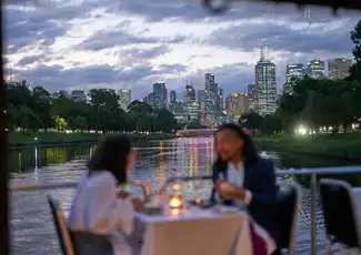 Melbourne Spirit of Melbourne Cena Crucero de 4 platos + Bebidas, Melbourne, Australia, Melbourne Tickets.