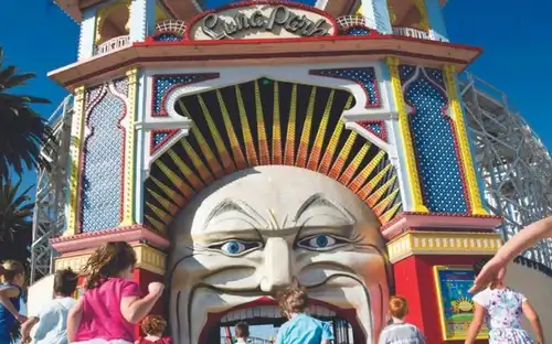 Luna Park Melbourne: Entry Ticket with Unlimited Rides, Melbourne, Australia, Melbourne Tickets.